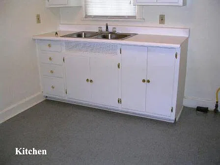 3 bed, 960 sqft, $1,095 — Photo 4