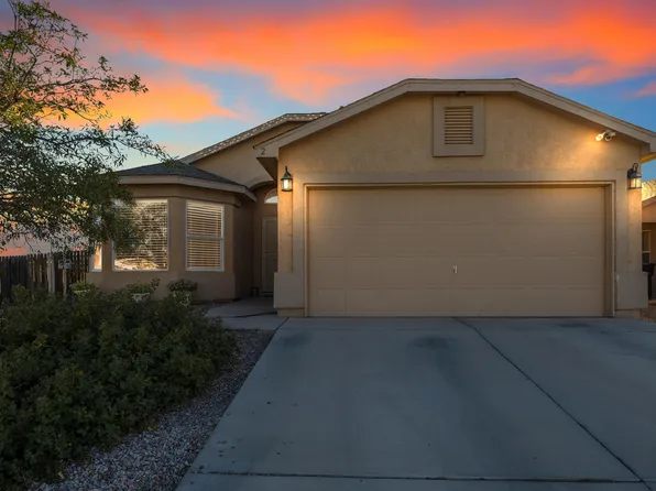 2 Tome Vista Dr, Los Lunas, NM 87031