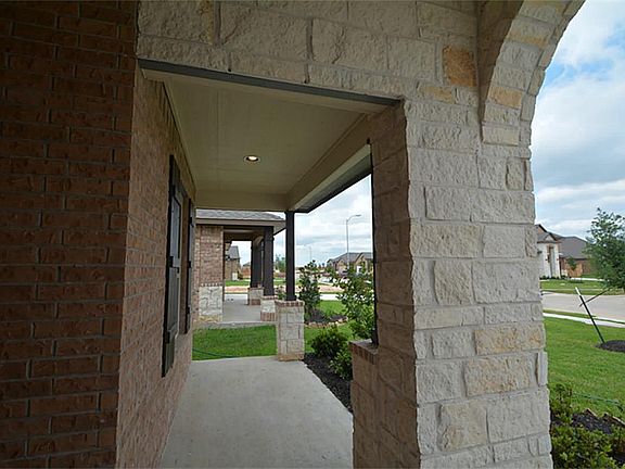4th image of 3735 Daintree Park Dr