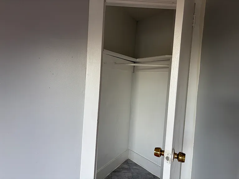 30 Canal St #2R — Photo 2