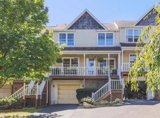 42 Cottonwood Dr, Holland, PA 18966