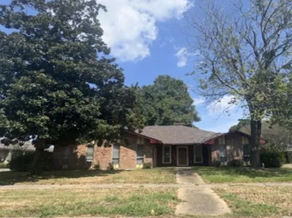 2309 Stonewood Dr, Baton Rouge, LA 70816