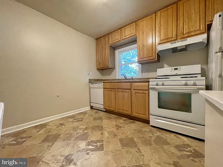 11700 Goodloe Rd — Photo 9