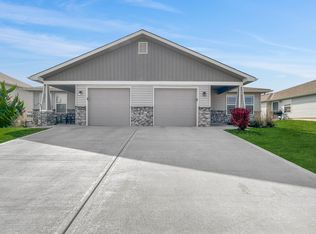 8207 SW 3rd St, Blue Springs, MO 64014