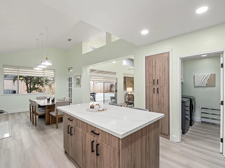 W Fir Ave — Photo 11