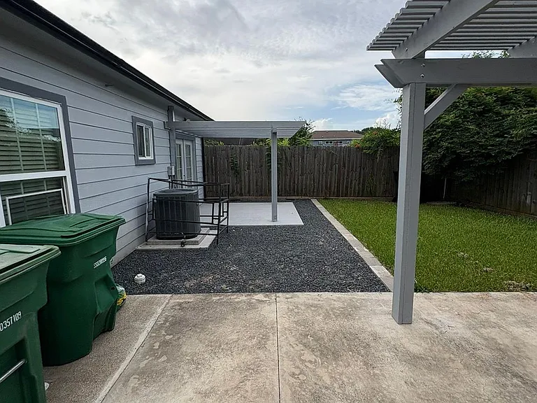 3234 Berry St — Photo 32