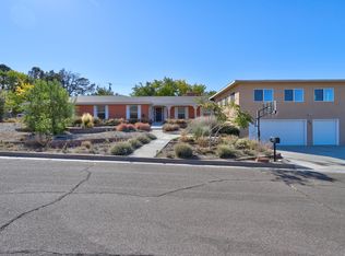 905 Warm Sands Trl SE, Albuquerque, NM 87123