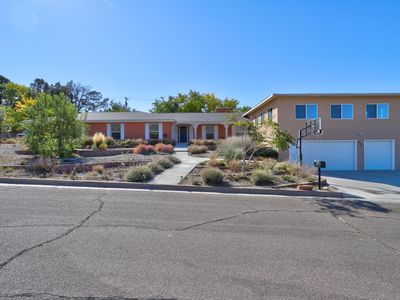 905 Warm Sands Trl SE, Albuquerque, NM, 87123