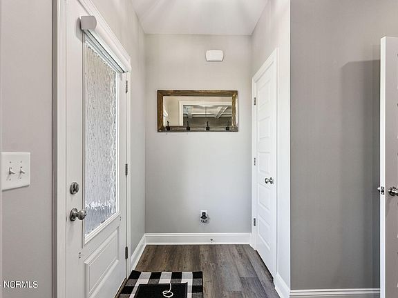 4th image of 312 Aarons Place