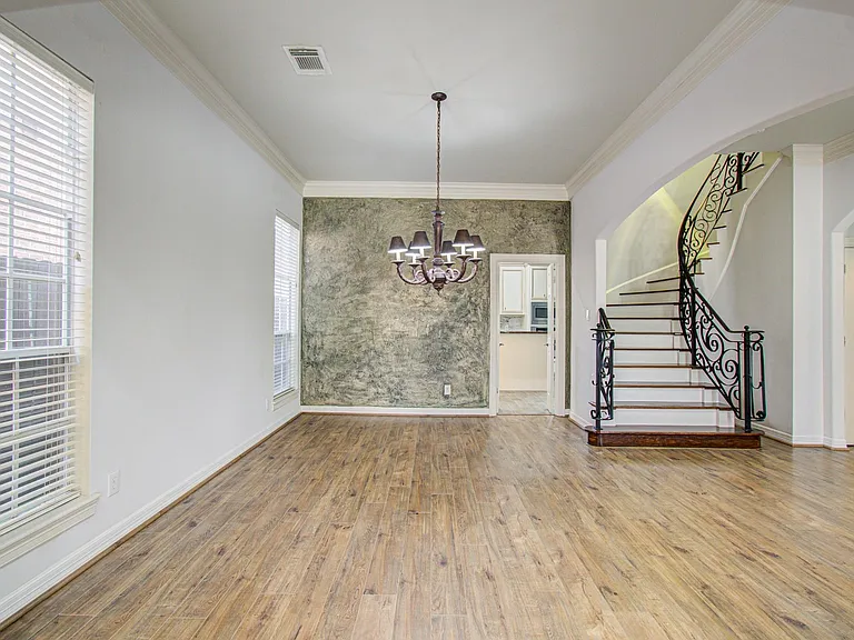 13514 Broadmeadow Ln — Photo 8