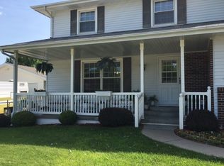 4203 Fairacres Rd, Kearney, NE 68845