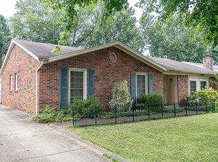 3118 Spring Breeze Ct, Louisville, KY 40220