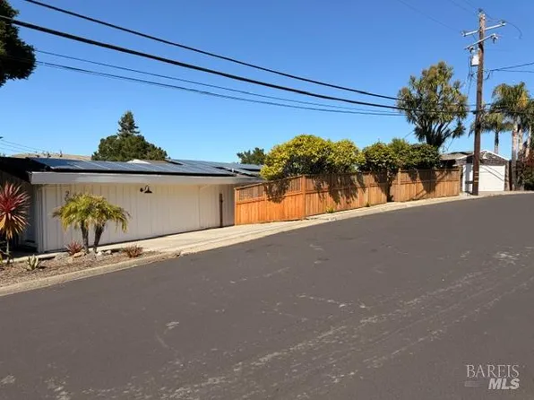 203 Reed Blvd, Mill Valley, CA 94941
