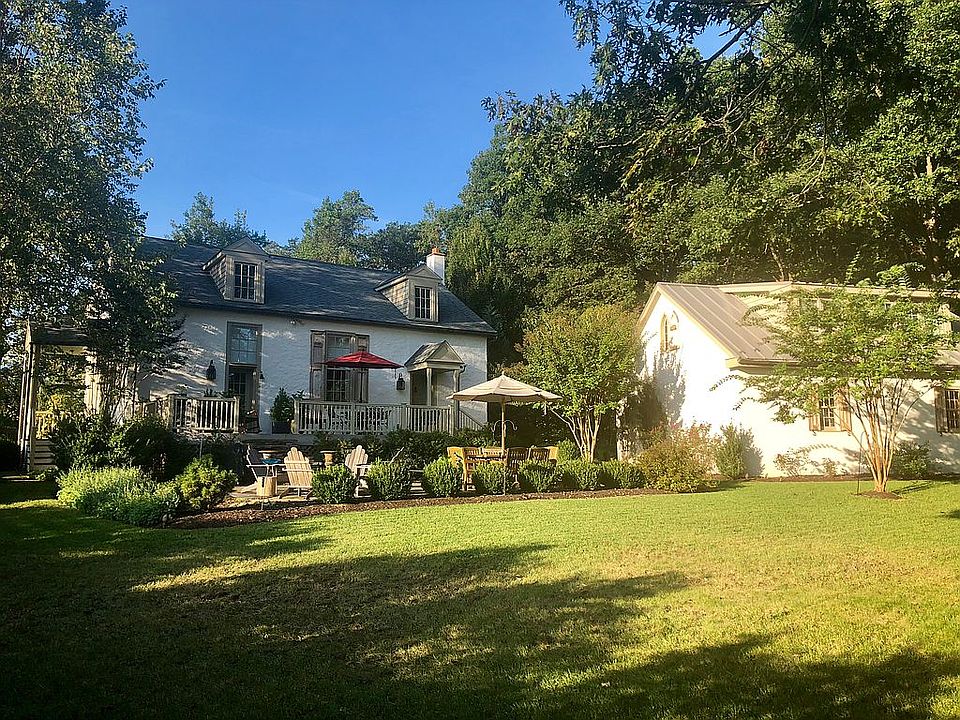 2nd image of 901 Hopewell Rd