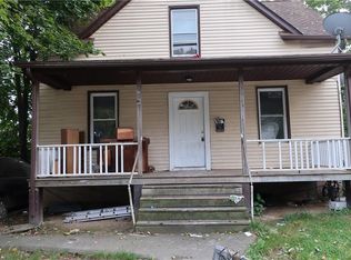 30 E Castle Ave, Spring Valley, NY 10977