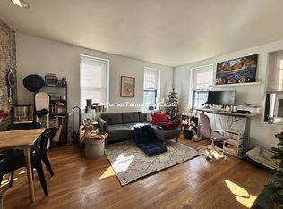 90 Saint Botolph St APT 3F, Boston, MA 02116