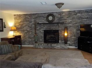 110 Pevey St, Ocean Springs, MS 39564