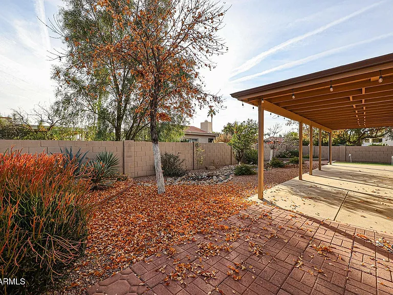 26033 S Hollygreen Dr — Photo 44
