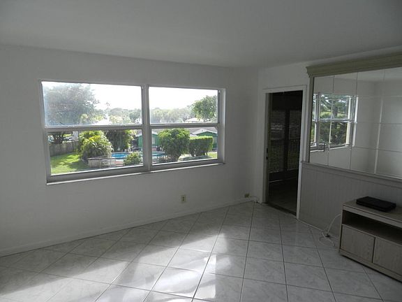 5th image of 6870 Royal Palm Blvd #303M