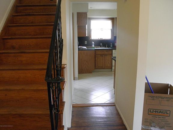 2nd image of 54 Monsey Pl