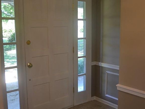 2nd image of 14105 Mark St