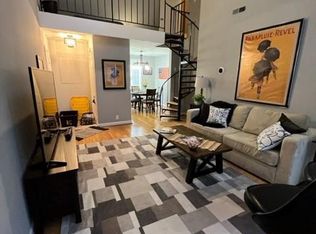 4640 36th St S APT B2, Arlington, VA 22206