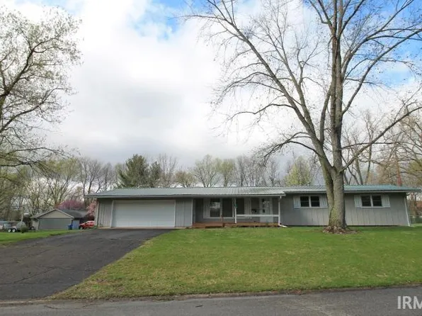 1105 Commercial Cir, Covington, IN 47932