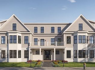 4 Anawan Ave #4, West Roxbury, MA 02132