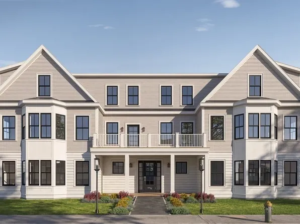 4 Anawan Ave #4, West Roxbury, MA 02132