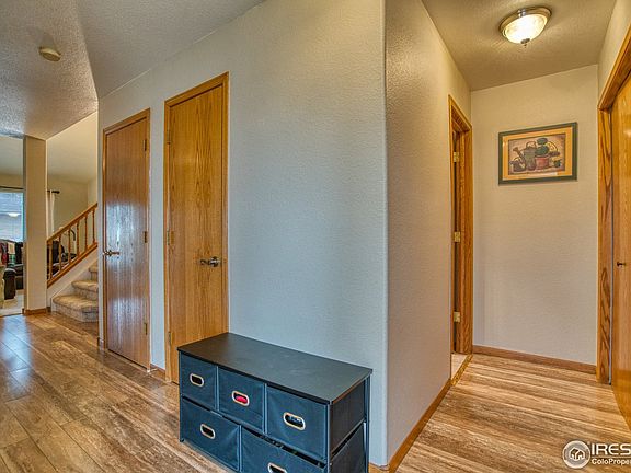 3rd image of 2531 49th Ave Unit 1