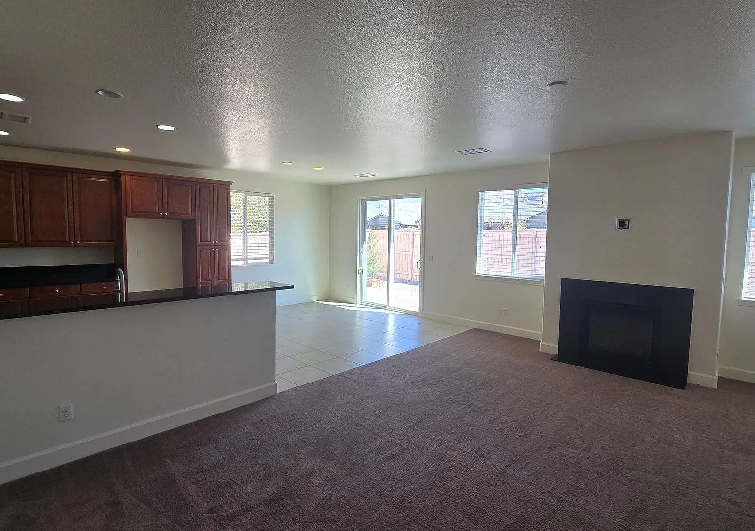 Single Story Damonte Ranch Home — Photo 4