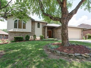 5446 S Franklin Ave, Springfield, MO 65810