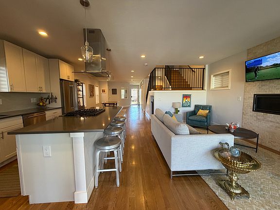 4th image of 3155 W 28th Ave
