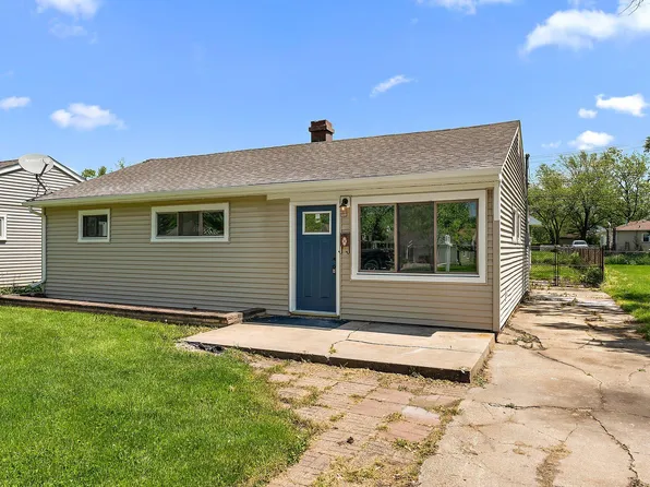 283 N Wabash St, Hobart, IN 46342