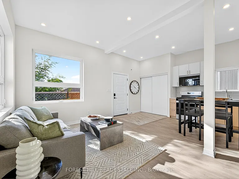 49 William Cragg Dr #R — Photo 11