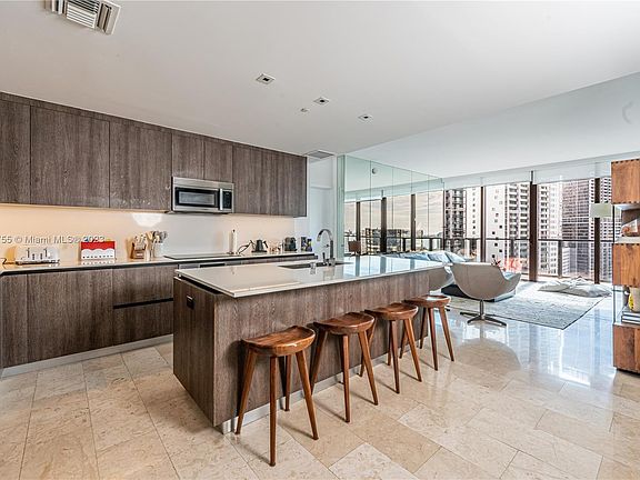 3rd image of 68 SE 6th St #1403