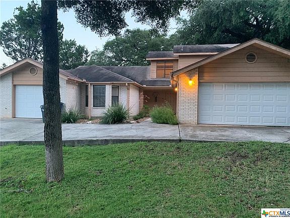 2nd image of 16 Moss Rock Dr