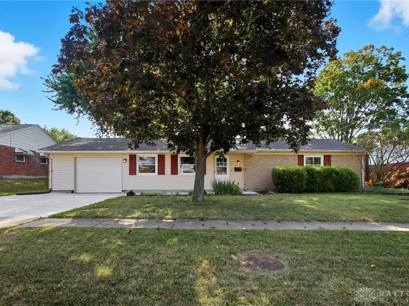 110 Mountair Dr, Vandalia, OH 45377