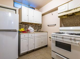 2062 E 9th St #2, Brooklyn, NY 11223