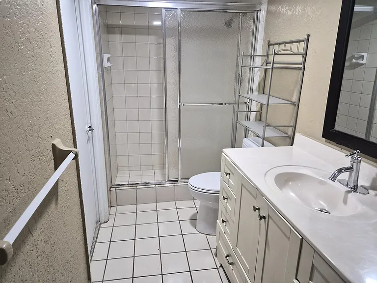 4166 Inverrary Dr #403 — Photo 28