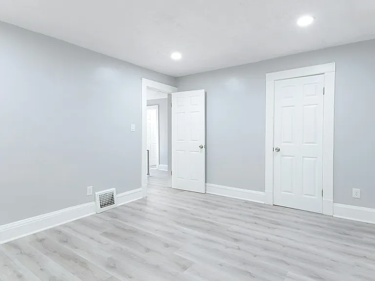 3317 Virginia Ave — Photo 15