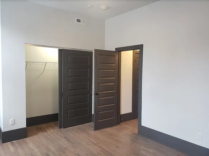 1513 Republic Street — Photo 4