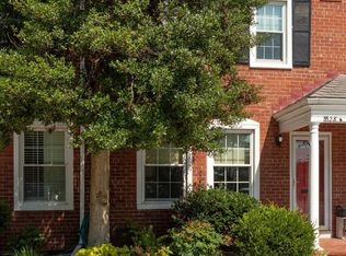 3328 S Wakefield St #B, Arlington, VA 22206