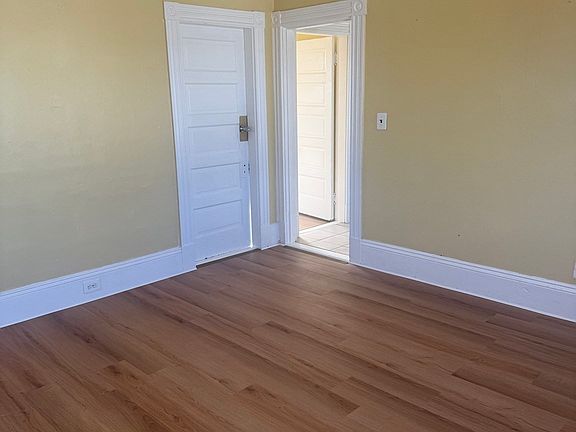 5th image of 52 Margin St Floor 4