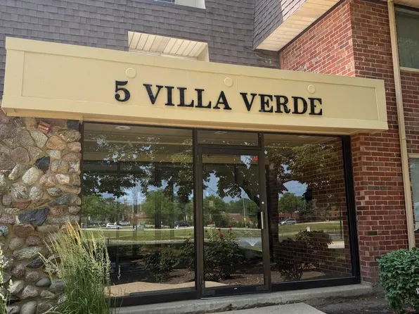 5 Villa Verde Dr APT 207, Buffalo Grove, IL 60089