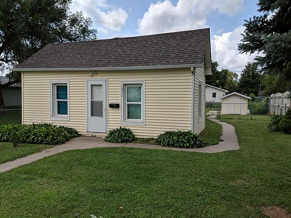 2nd image of 1311 Avenue E