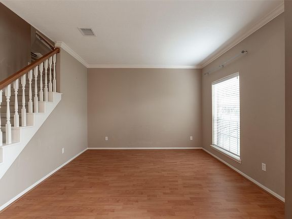 2nd image of 6519 Oakburl Ct