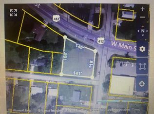 8 S Walnut St, Hohenwald, TN 38462