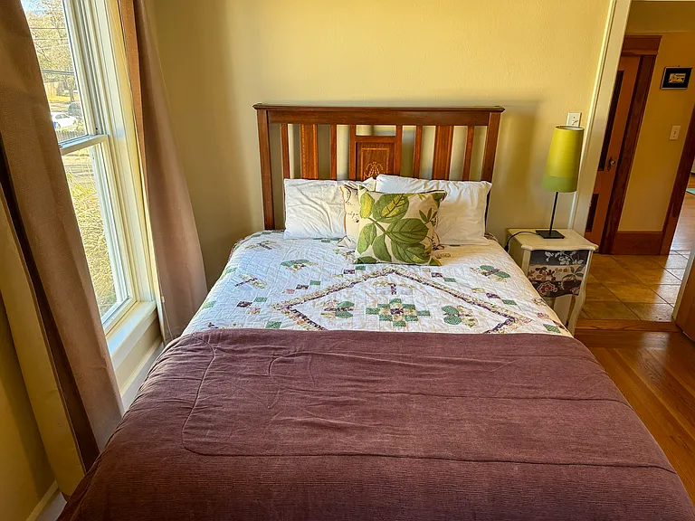 385 Coombs St — Photo 13