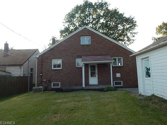 5th image of 3363 Oakdale Ave